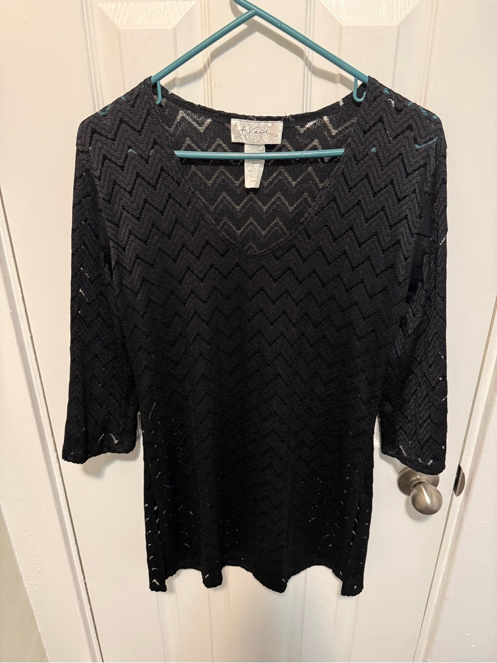 Size Small J Valdi Black Chevron Lace Tunic Top